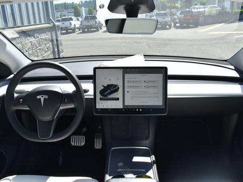Used 2023 Tesla Model Y Performance AWD/4WD image 26