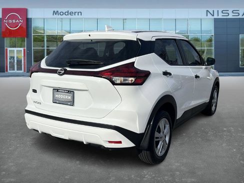 Certified 2024 Nissan Kicks S image 5