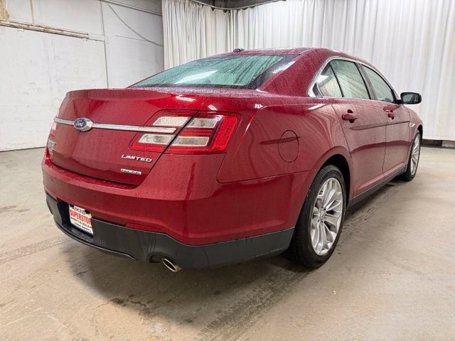 Used 2013 Ford Taurus Limited FWD image 5