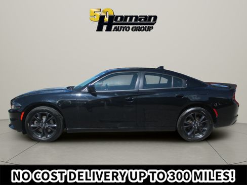 Used 2020 Dodge Charger SXT w/ Blacktop Package AWD/4WD image 2