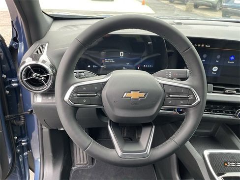 New 2026 Chevrolet Equinox LT w/ Convenience Package II image 14