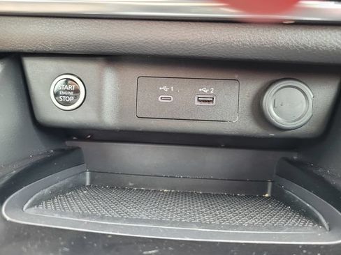 Used 2023 Nissan Rogue S FWD image 25