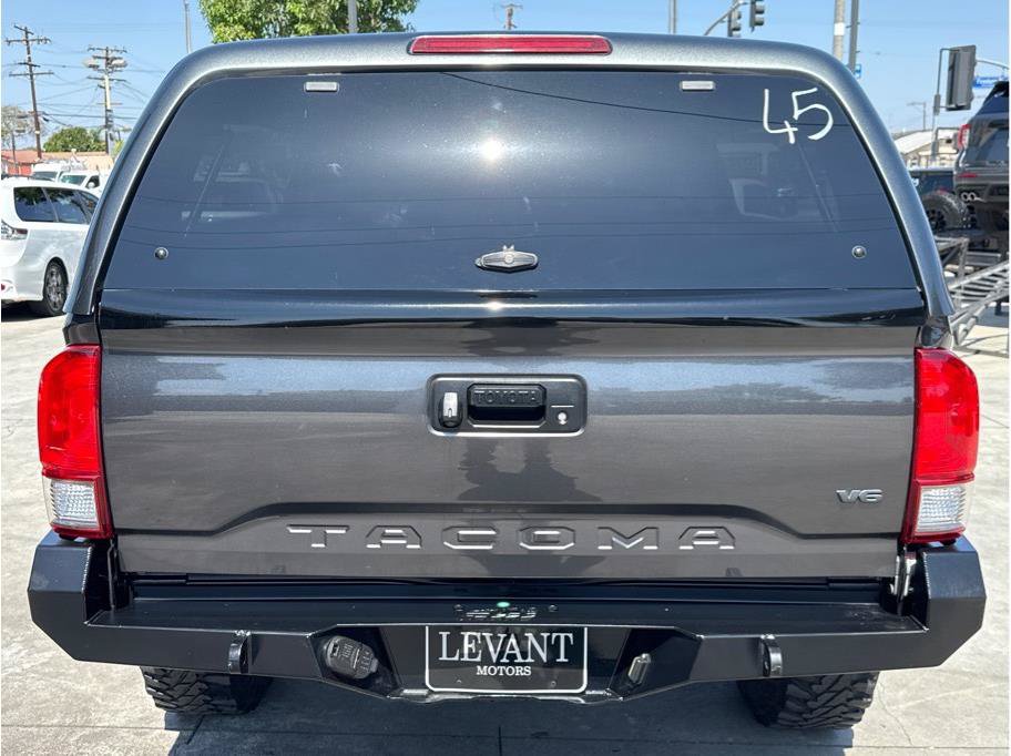 Used 2017 Toyota Tacoma TRD Off-Road w/ Tow Package AWD/4WD image 6