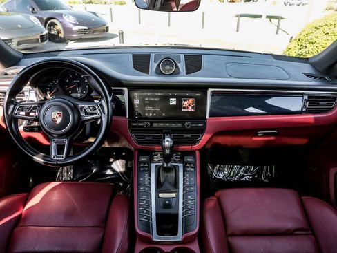 Used 2021 Porsche Macan GTS AWD/4WD image 11