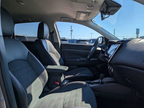 Used 2024 Mitsubishi Outlander Sport SE image 31