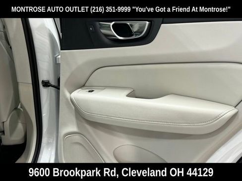 New 2025 Volvo XC60 T8 Ultra w/ Climate Package image 31