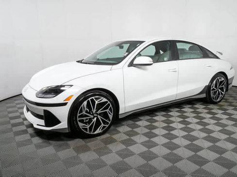 Used 2024 Hyundai Ioniq 6 SEL RWD image 25