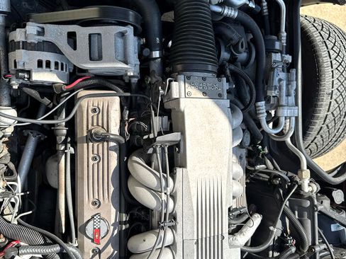 Used 1989 Chevrolet Corvette Coupe image 32