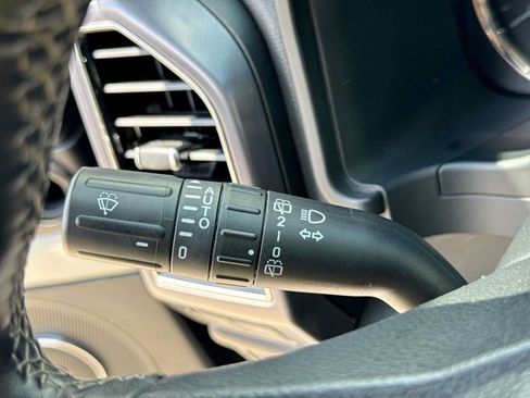 Used 2019 Ford Expedition Platinum AWD/4WD image 27