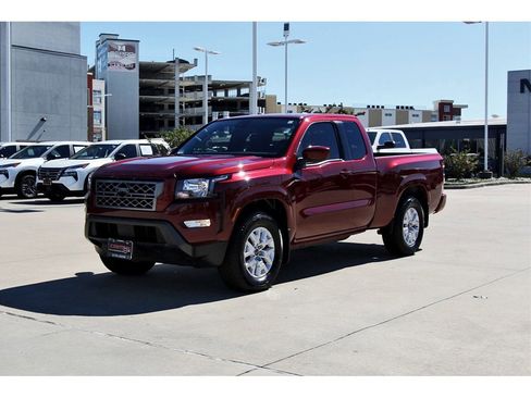 Certified 2024 Nissan Frontier SV w/ SV Convenience Package image 2