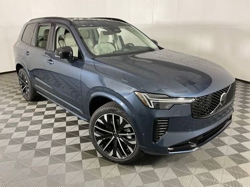 New 2026 Volvo XC90 B6 Ultra w/ Protection Package Premier image 47