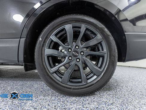 Used 2023 Chevrolet Equinox RS image 43