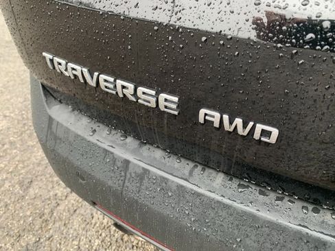 Used 2018 Chevrolet Traverse LT w/ LPO, Floor Liner Package image 5