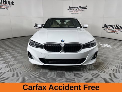 Used 2025 BMW 330i Sedan w/ Convenience Package image 3