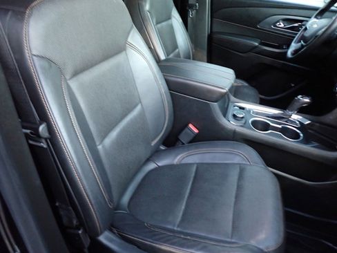 Used 2020 Chevrolet Traverse Premier w/ LPO, Floor Liner Package image 11