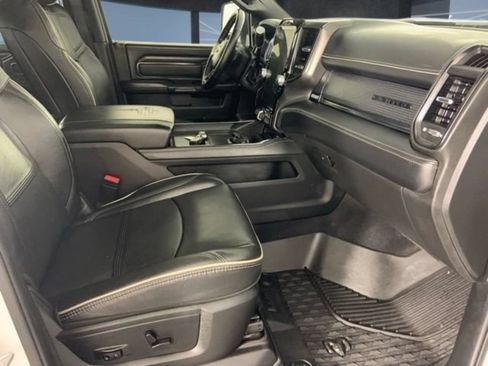 Used 2024 RAM 3500 Limited w/ Night Edition AWD/4WD image 17