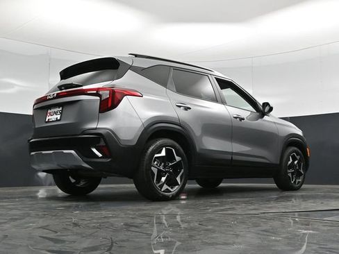 Used 2025 Kia Seltos S FWD image 55