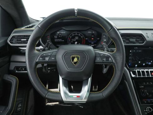 Used 2023 Lamborghini Urus S image 15