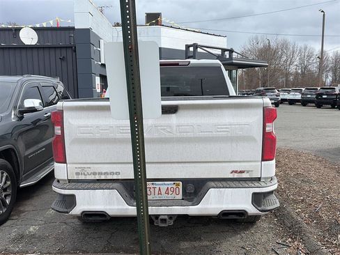 Used 2022 Chevrolet Silverado 1500 RST image 3