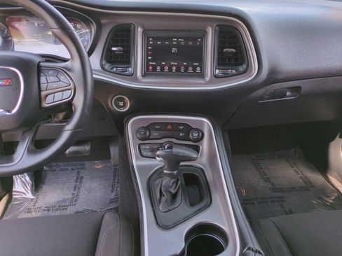 Used 2022 Dodge Challenger SXT w/ Blacktop Package image 11