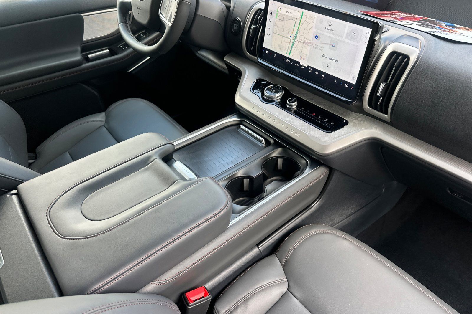 New 2025 Ford Expedition Active AWD/4WD image 17