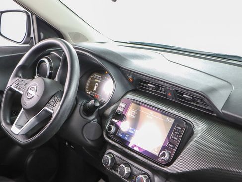 Used 2023 Nissan Kicks SV image 25