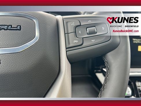 New 2026 GMC Sierra 3500 Denali w/ Denali Reserve Package image 27