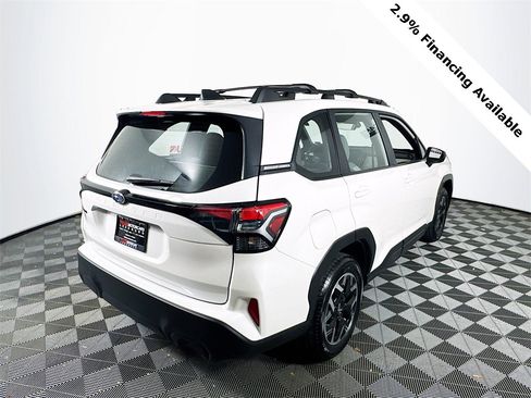 Used 2025 Subaru Forester image 7