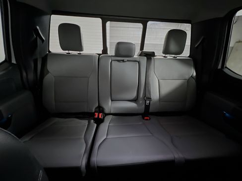 Used 2023 Ford F150 Lariat image 32