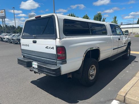 Used 2000 Dodge Ram 2500 Truck 4x4 Quad Cab image 12