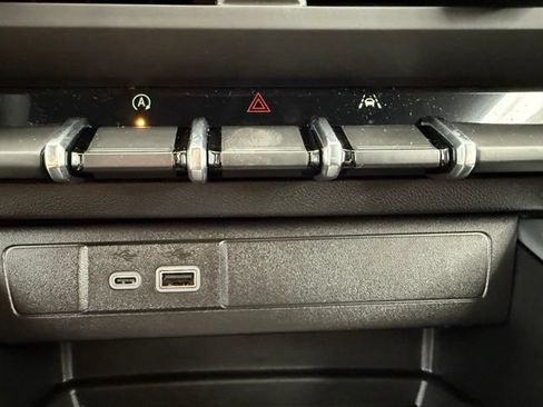New 2026 Chevrolet Colorado Trail Boss AWD/4WD image 34