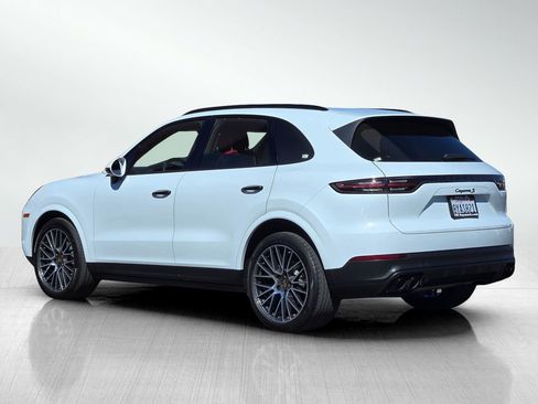 Used 2021 Porsche Cayenne S w/ Premium Package Plus image 6