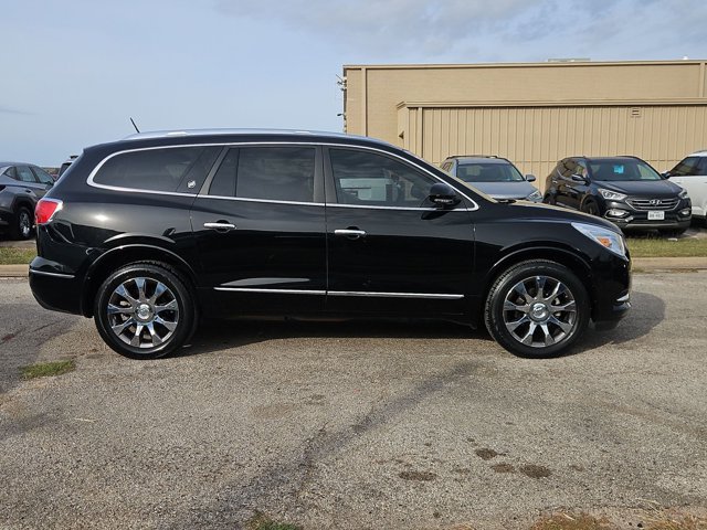 Used 2017 Buick Enclave Premium w/ Experience Buick Package FWD image 4