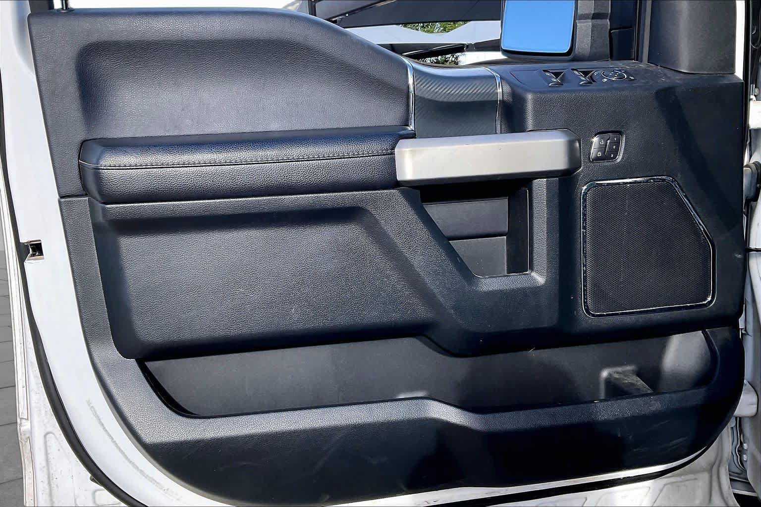 Used 2019 Ford F150 Lariat AWD/4WD image 22