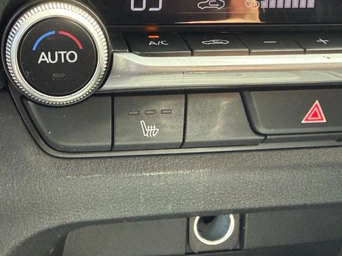 Used 2025 MAZDA CX-50 AWD 2.5 S w/ Cargo Package image 22