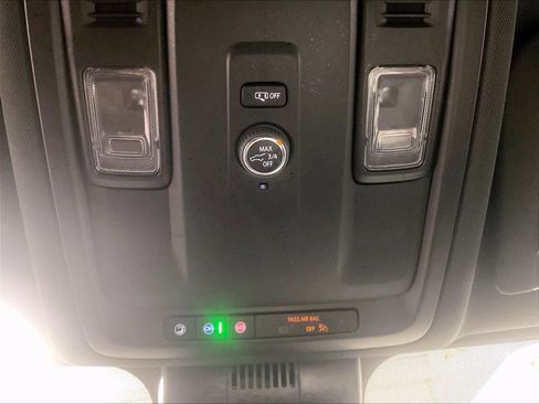 Used 2025 Chevrolet Tahoe LT image 26