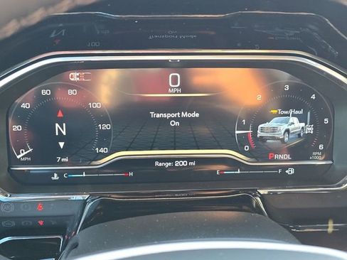 Used 2025 GMC Sierra 1500 Elevation image 12