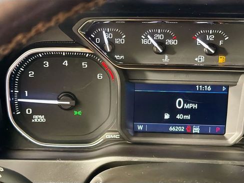 Used 2022 GMC Sierra 2500 AT4 w/ Gooseneck/5TH Wheel Package AWD/4WD image 12