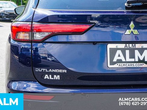 Used 2024 Mitsubishi Outlander SE FWD image 13