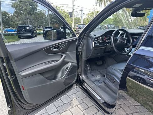 Used 2021 Audi Q7 3.0T Premium Plus w/ Premium Plus Package AWD/4WD image 22