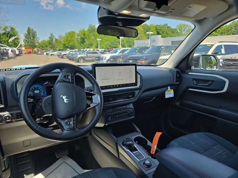 Used 2025 Ford Bronco Sport Heritage w/ Convenience Package AWD/4WD image 19