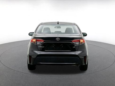 Used 2025 Toyota Corolla LE FWD image 8