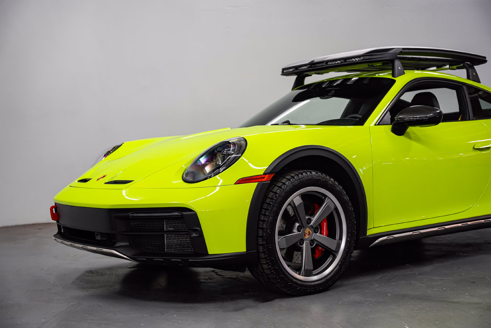 Used 2024 Porsche 911 Dakar AWD/4WD image 37