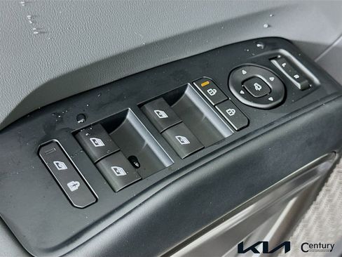 New 2026 Kia EV9 Light RWD image 17