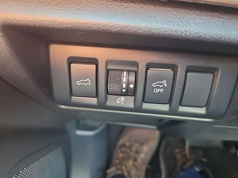 Used 2021 Subaru Outback Touring w/ Tech Package 2 AWD/4WD image 15