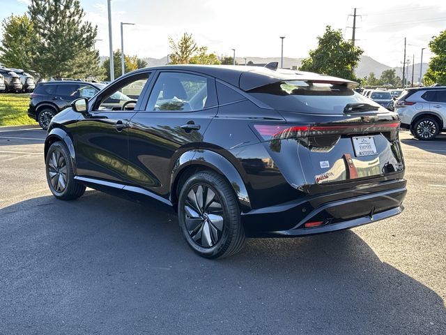 Used 2024 Nissan Ariya AWD image 5