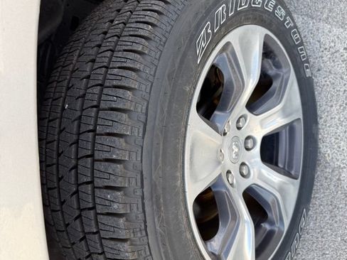 Used 2022 RAM 1500 Laramie AWD/4WD image 13