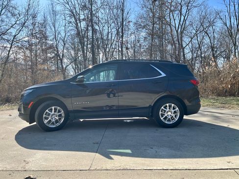 Used 2024 Chevrolet Equinox LT w/ LPO, Floor Liner Package image 3