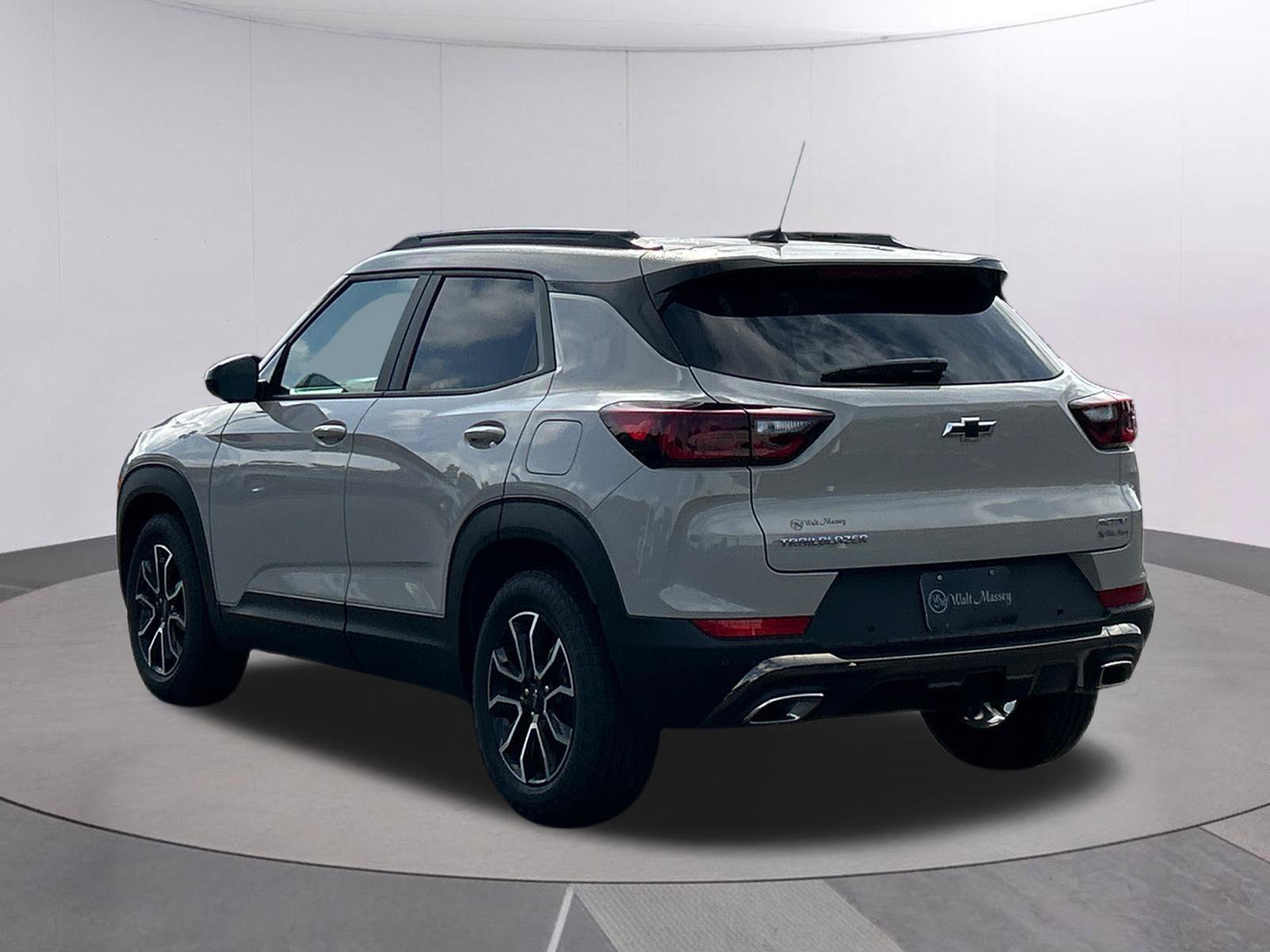 New 2026 Chevrolet TrailBlazer ACTIV w/ Convenience Package FWD image 3