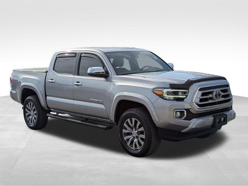 Used 2021 Toyota Tacoma Limited image 2